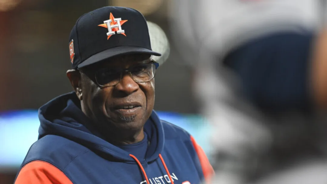 Why does Dusty Baker Wear Gloves