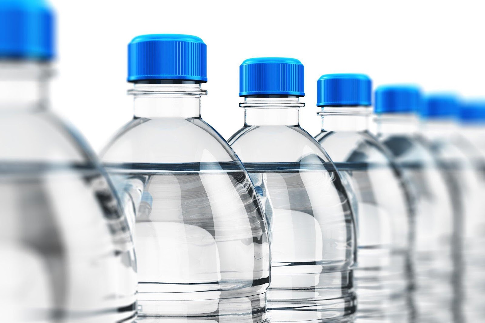 Benefits of Custom Plastic Water Bottles for Businesses and Events