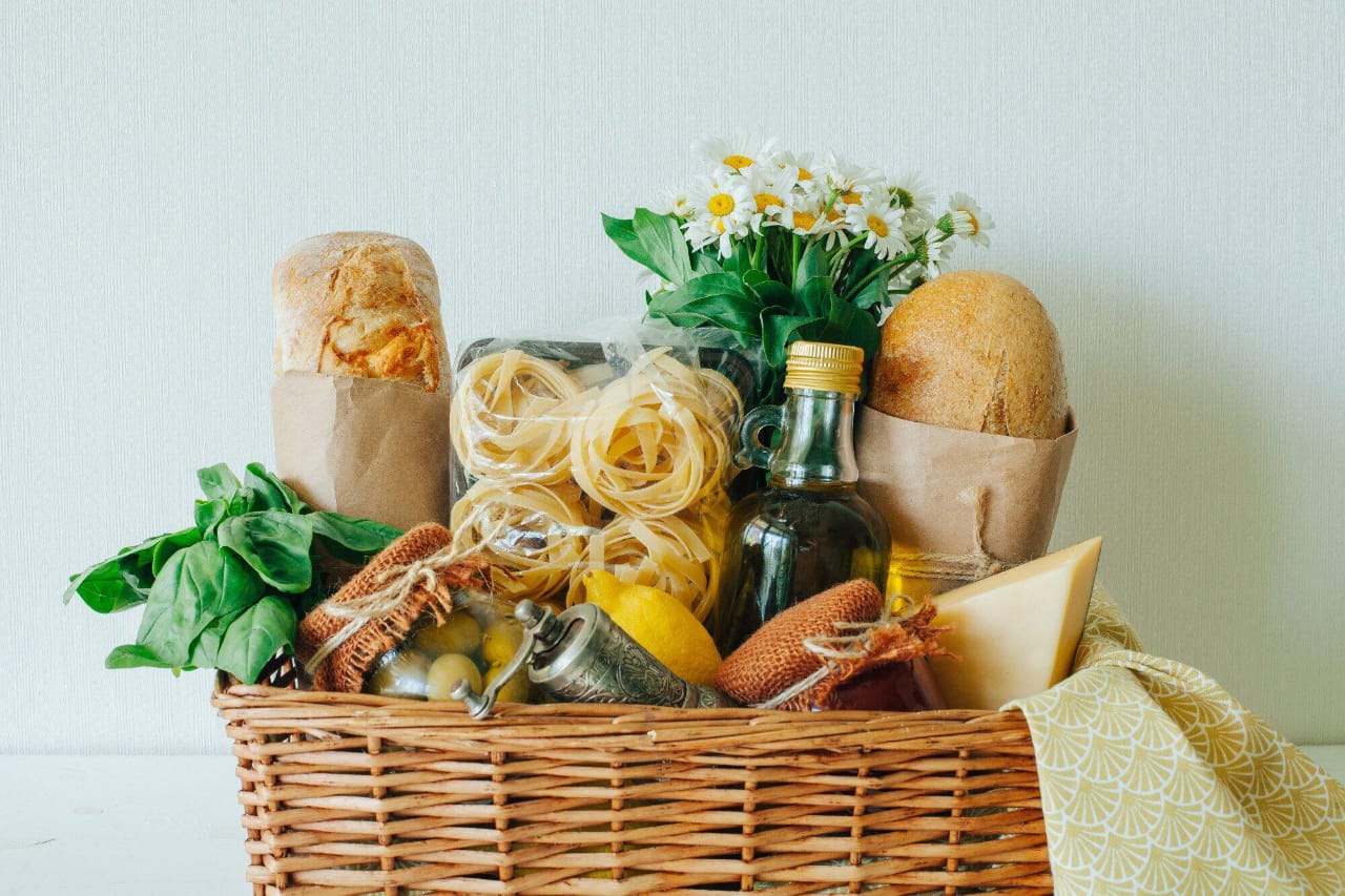 Food gifts are a great option for any occasion needing a present. Explore these great ideas that will be well received by your loved one