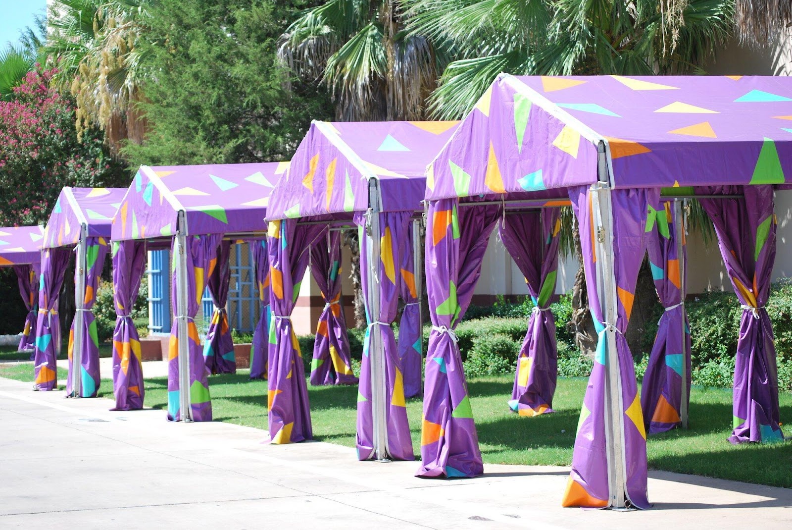 6 Must-Have Items for Hosting the Perfect Event in an Outdoor Venue