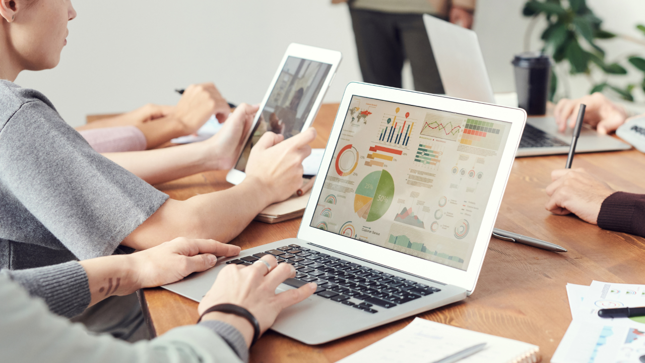 What Makes a Phone Data Service Company Stand Out?