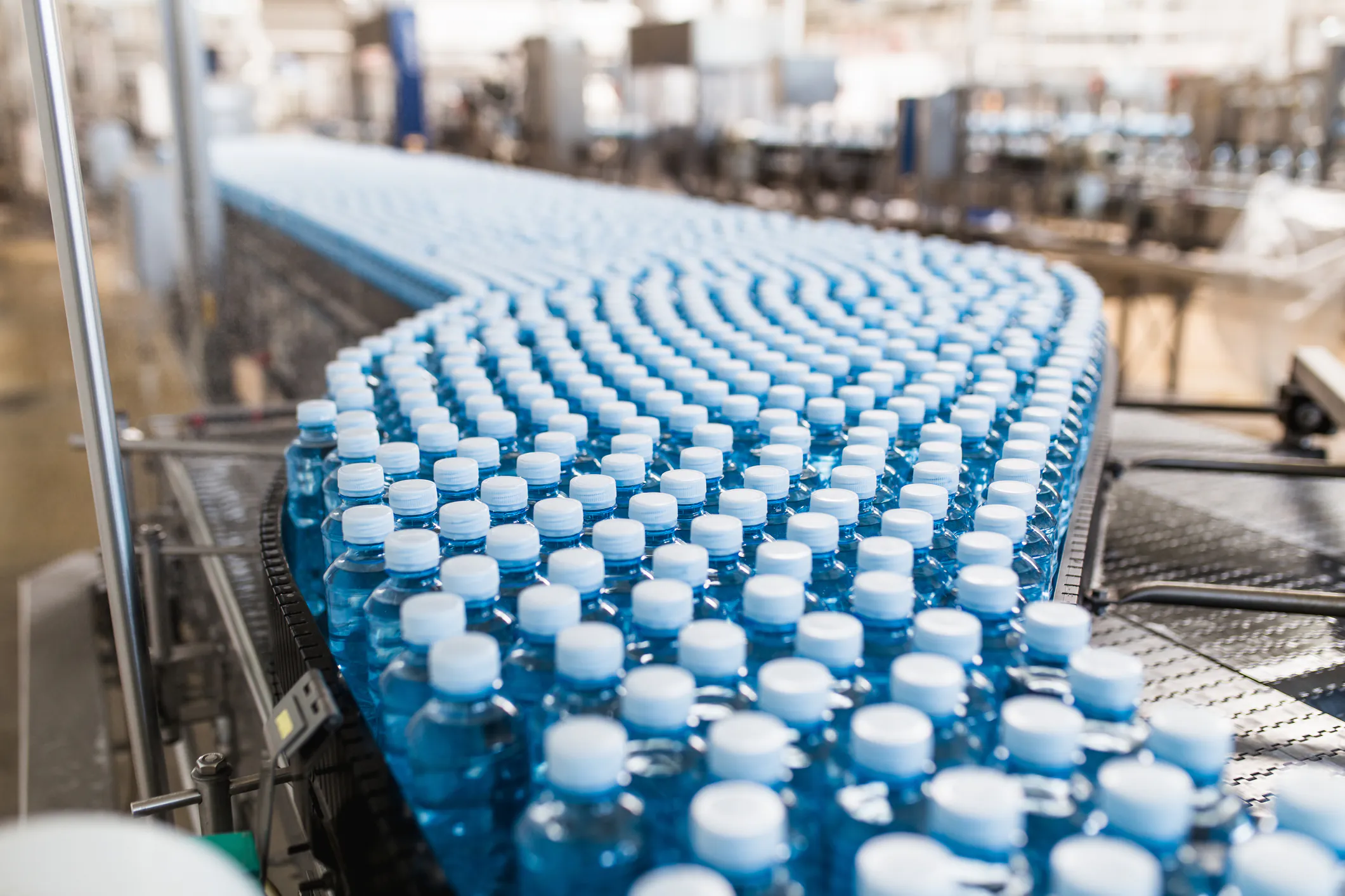 What makes a leading plastic supplier? 