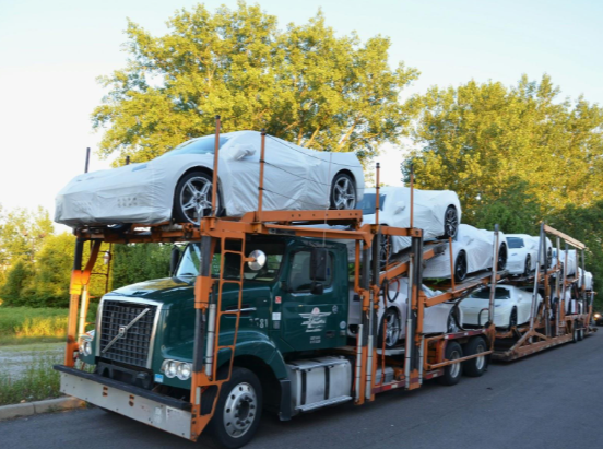 Open vs. Enclosed Auto Transport: Which One Should You Choose?