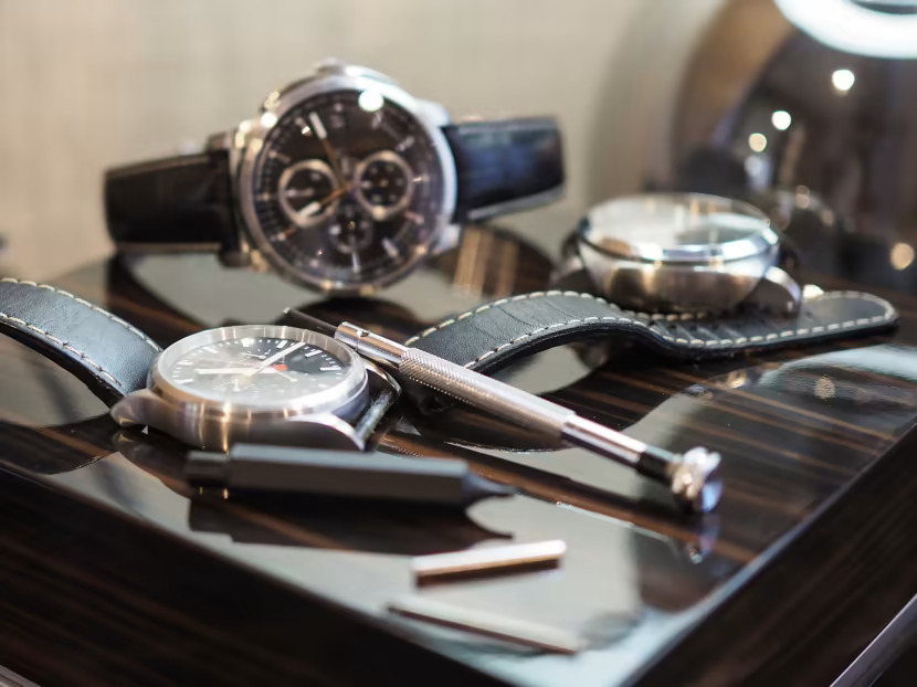 Luxury Watch Service Centers – What to Expect 